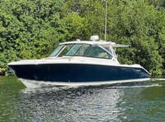 2018 Pursuit 325 DC "Sea Mi Amor" photo 2