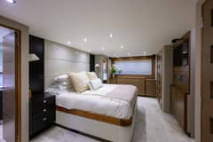 2013 Hatteras 80 Motor Yacht "H2OME" photo 8