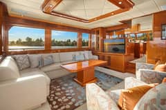 2014 Hampton 720 Skylounge LRC "LA BELLA VITA II" photo 3