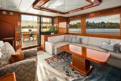 2014 Hampton 720 Skylounge LRC "LA BELLA VITA II" photo 7