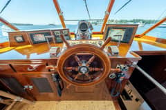 1958 Trumpy Fantail Houseboat "BERNADETTE" photo 9