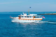 1958 Trumpy Fantail Houseboat "BERNADETTE" photo 2