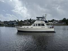 2008 Legacy Yachts 42 Flybridge "STARLITE" photo 2