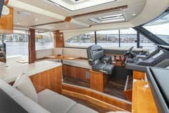 2019 Riviera 395 SUV "SABINE" photo 8