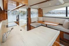 2019 Riviera 395 SUV "SABINE" photo 6