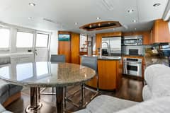 2006 Lazzara Yachts 84 Skylounge "Voyager" photo 5