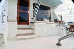2001 Donzi 73 Sport Yacht photo 4