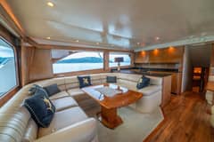 2004 Viking 61 Convertible "Mariah Jean" photo 3
