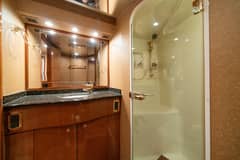2004 Viking 61 Convertible "Mariah Jean" photo 5