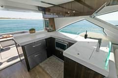 2023 Cruisers Yachts 60 Cantius Fly "Miss Tracy Lane" photo 3