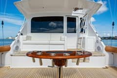 2006 Viking 56 Convertible "Summer Salt" photo 4