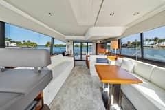 2015 Prestige 550 "Legacy" photo 2