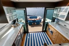 2017 Tiara Yachts 53 Coupe "no name" photo 6