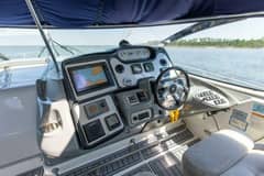 2005 Cruisers Yachts 500 Express "Gratitude" photo 2