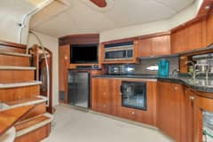 2005 Cruisers Yachts 500 Express "Gratitude" photo 4