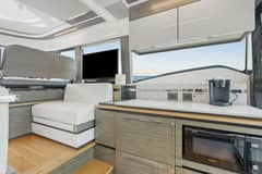 2019 Tiara Yachts C49 Coupe "Segers Marine" photo 3