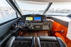 2022 Riviera 4800 Sport Yacht "VENTURES64" photo 2