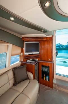 2006 Cruisers Yachts 477 Sport Sedan "Knot Fair" photo 5