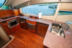 2006 Cruisers Yachts 477 Sport Sedan "Knot Fair" photo 2