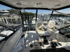 2008 Sea Ray 47 Sedan Bridge "Anchor Management" photo 8