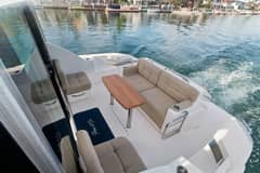 2017 Tiara Yachts 39 Coupe "POUR IT ON" photo 4