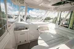 2018 Everglades 350 LX photo 4