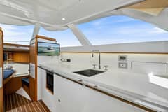 2017 Bertram 35 Flybridge "Still Dancing" photo 4