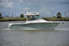 2016 Grady-White 330 Express "Policy Maker" photo 1
