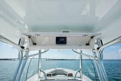2012 Regulator 32 FS photo 9