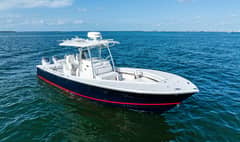 2012 Regulator 32 FS photo 1