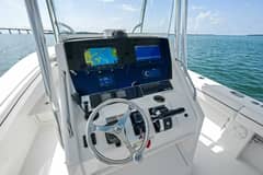 2012 Regulator 32 FS photo 2
