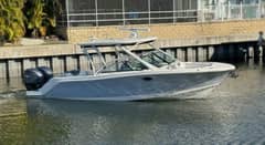 2021 Robalo R317 "E Komo Mai" photo 1
