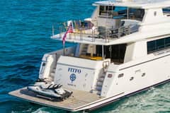 2017 Johnson 93 Flybridge "FITFO" photo 7