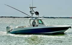 2014 Boston Whaler 350 Outrage "Sea W" photo 5