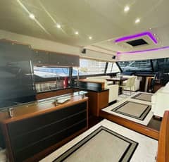 2013 Prestige 620 photo 2