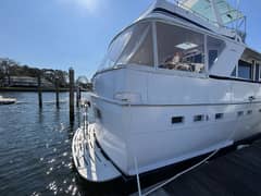 1979 Hatteras Motor Yacht "Miles Away" photo 3