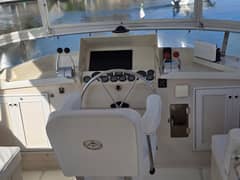 1989 Offshore Yachts 48 Sedan "THE WETBAR" photo 4