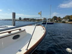 2005 Hinckley Talaria 44 Motor Yacht "Mallard" photo 5