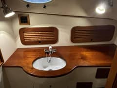 2004 Hinckley 36 Picnic Boat EP "MANITOU" photo 5