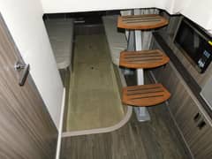 2018 Sea Ray Sundancer 320 "Knot Guilty" photo 6