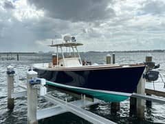 2002 Hinckley Talaria 29 C "Katie J" photo 2