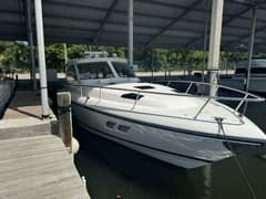 2012 Intrepid 475 Sport Yacht Enclosed "Keep'n it reel" photo 7