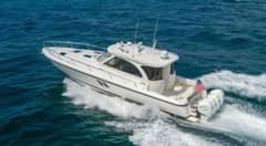2012 Intrepid 475 Sport Yacht Enclosed "Keep'n it reel" photo 3