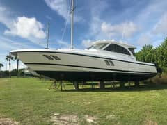 2012 Intrepid 475 Sport Yacht Enclosed "Keep'n it reel" photo 5