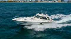 2012 Intrepid 475 Sport Yacht Enclosed "Keep'n it reel" photo 2