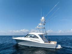 2016 Hatteras "Milling Time" photo 7