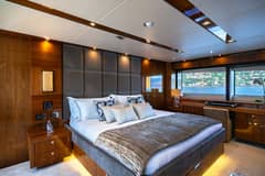 2014 Sunseeker Sunseeker 115 Sport Yacht "LADY VOLANTIS" photo 8
