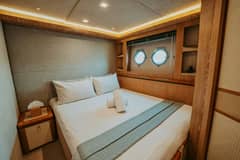 2013 Monte Carlo Yachts "VENUS" photo 9