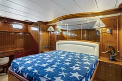 2007 Hampton Cockpit Motoryacht "PORK CHOP" photo 9