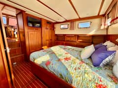 2001 Sabre Sabreline 47 "SWAMP FOX" photo 4